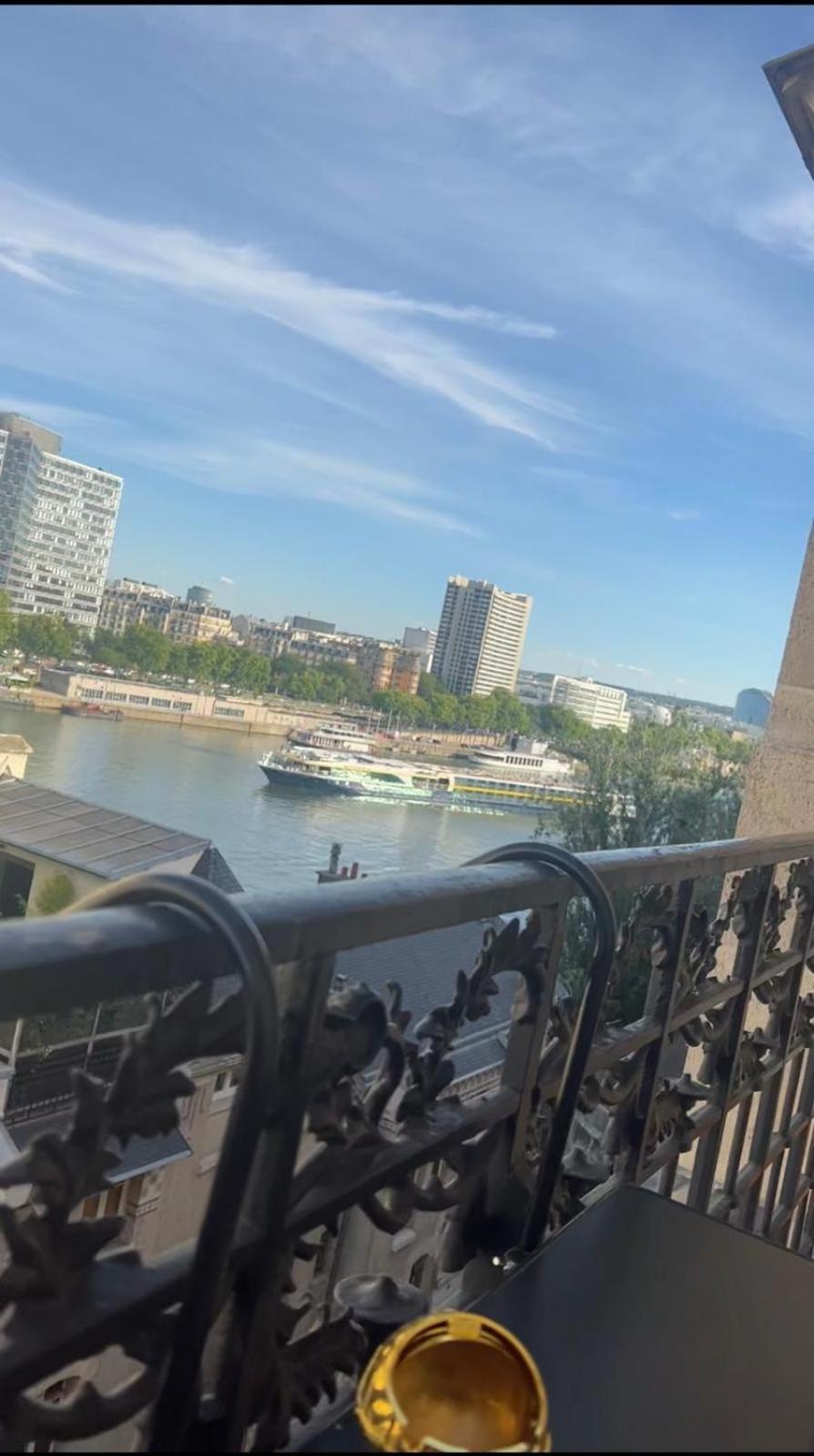 Апартаменти Quai De Seine Tour Eiffel Trocadero Париж Екстер'єр фото